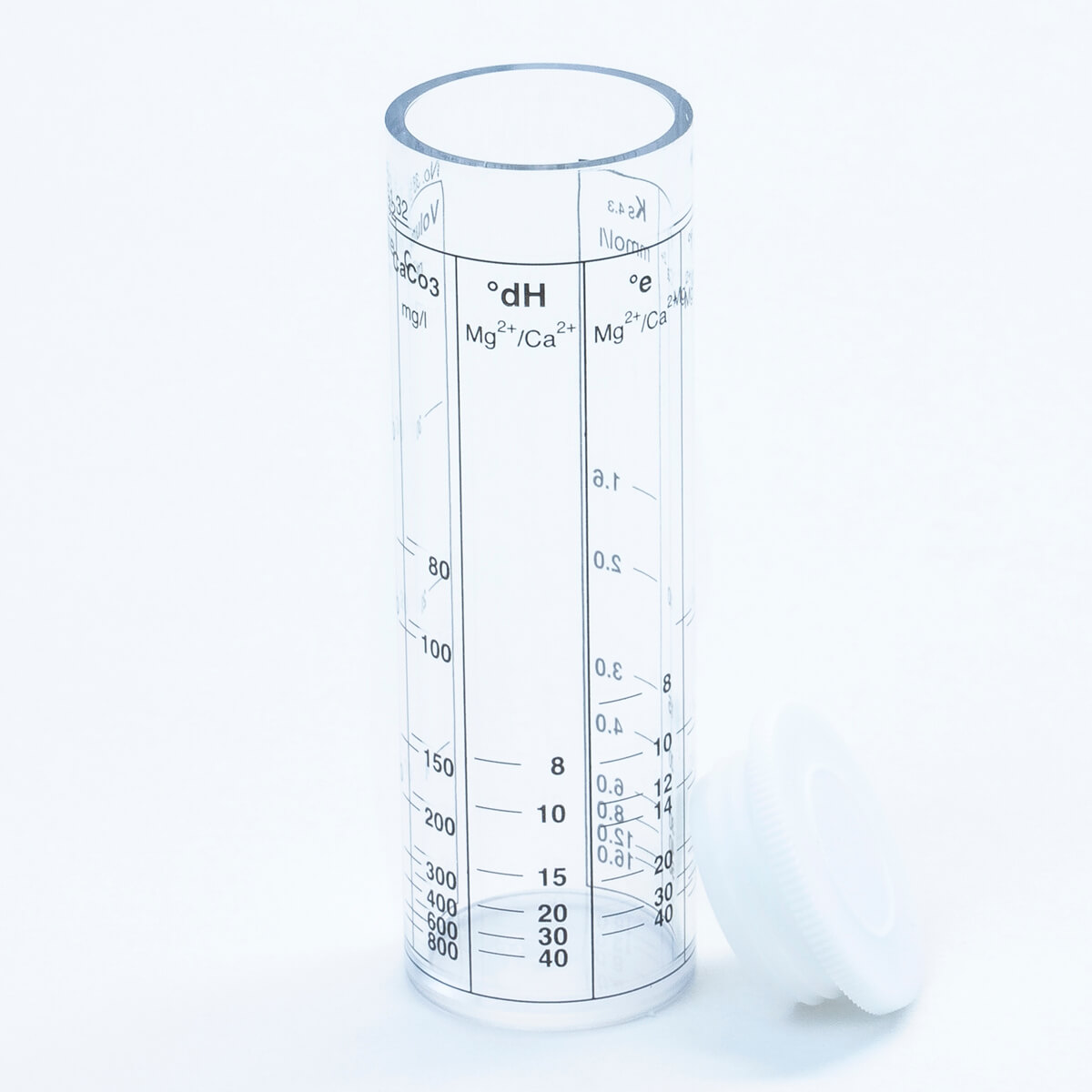 Plastic shaker tube, graduated 30 ml, with lid